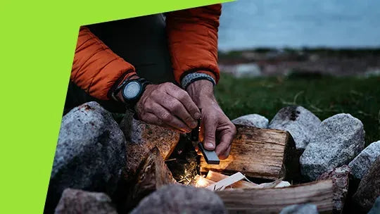 Slik bygger du bål riktig – Tips til trygg og effektiv bålfyring i naturen