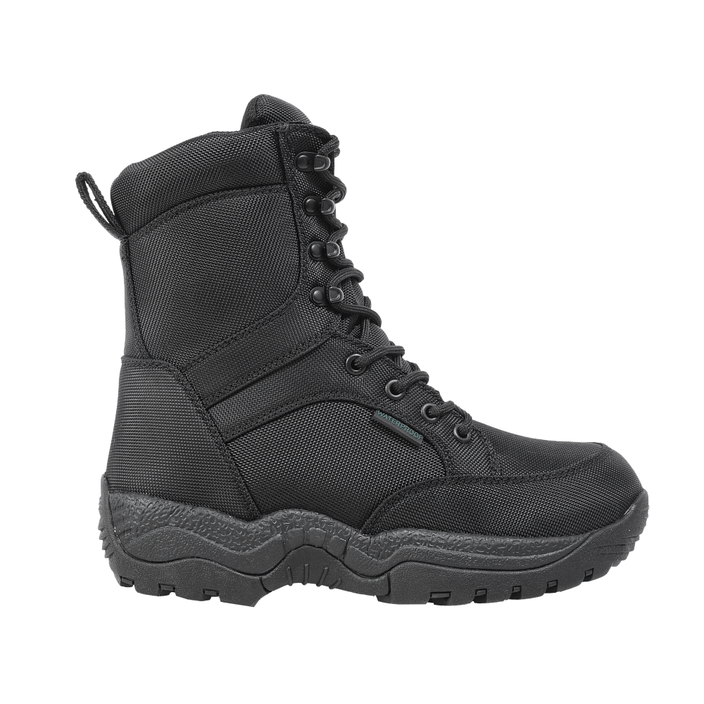 Speed ​​Strike Boots - Durable Shoes for All Conditions