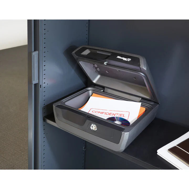 MasterLock - Brannsikker og Vanntett Sikkerhetsboks - A4‑format - Game-On.no